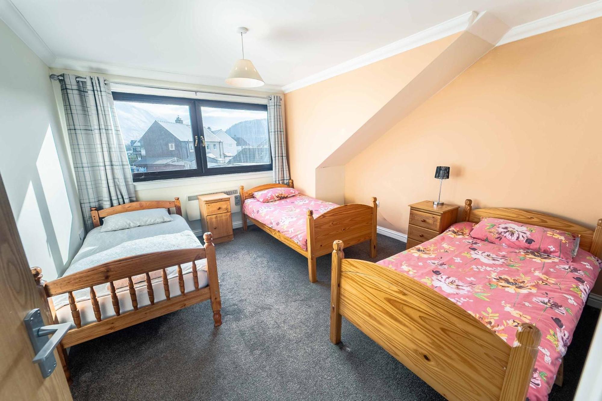 Ben View Apartment Caol Zewnętrze zdjęcie